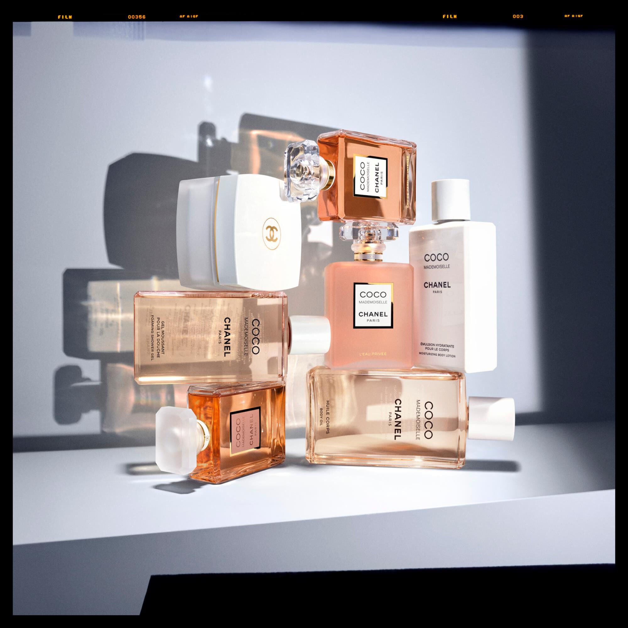 SILKEBL&Oslash;D KROPSCREME