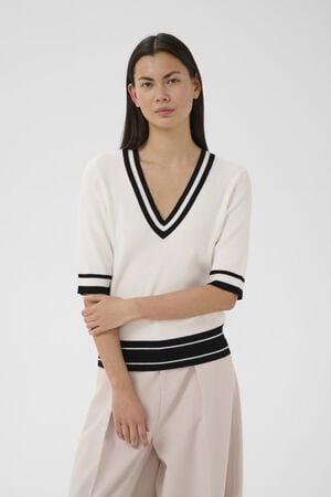 LeenahIW V-Neck Blouse