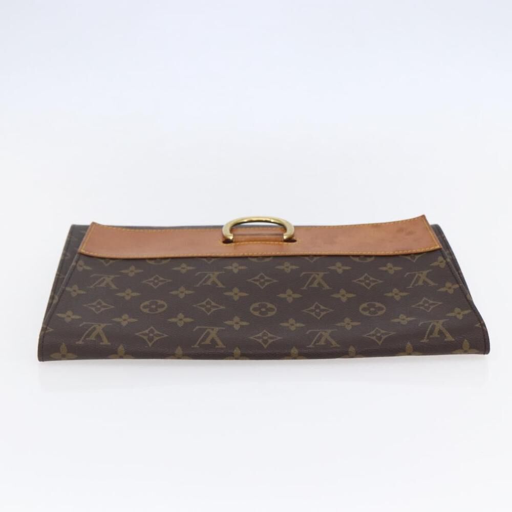 Louis Vuitton Clutch