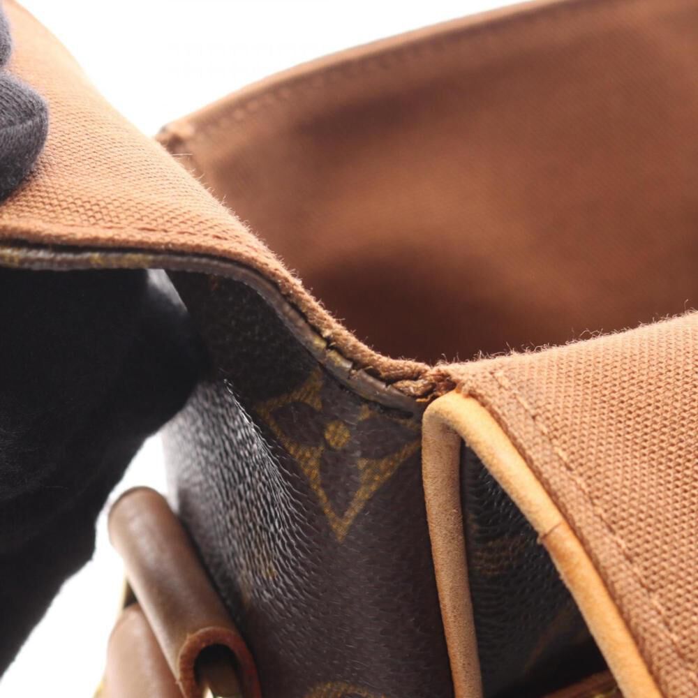 Louis Vuitton Shoulder Bags