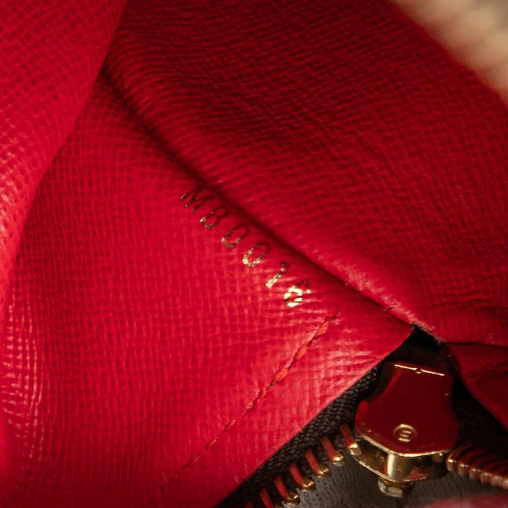 Louis Vuitton Papillon