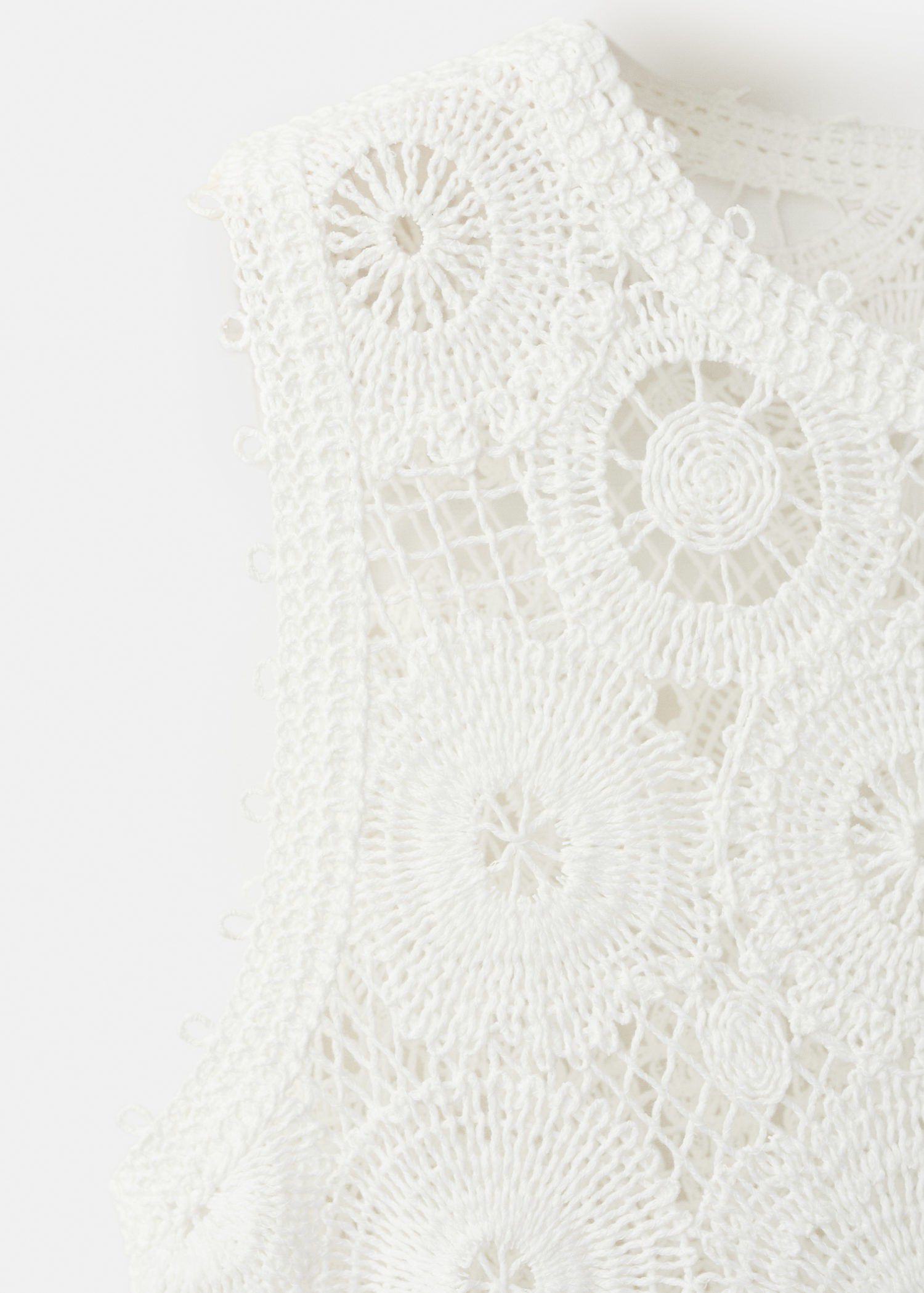 Embroidered top with openwork detai