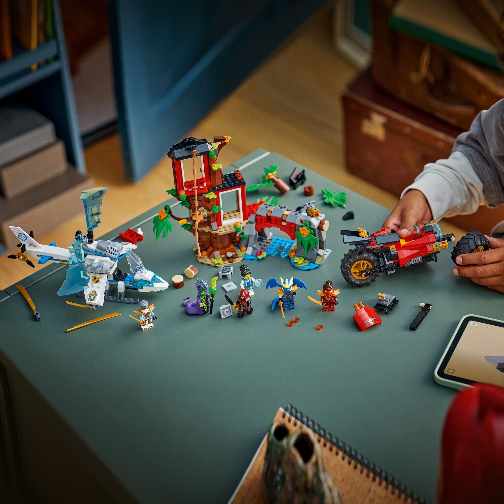 Ninjafart&oslash;jernes kamp for tr&aelig;tophuset 71857