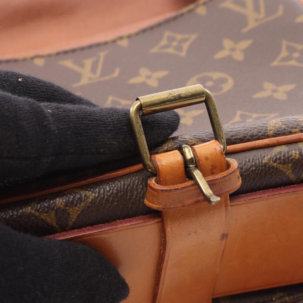 Louis Vuitton Cartouchiere