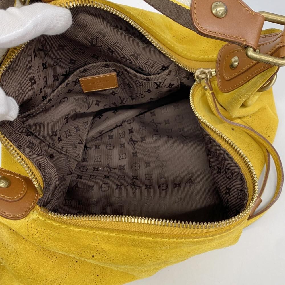 Louis Vuitton Shoulder Bags