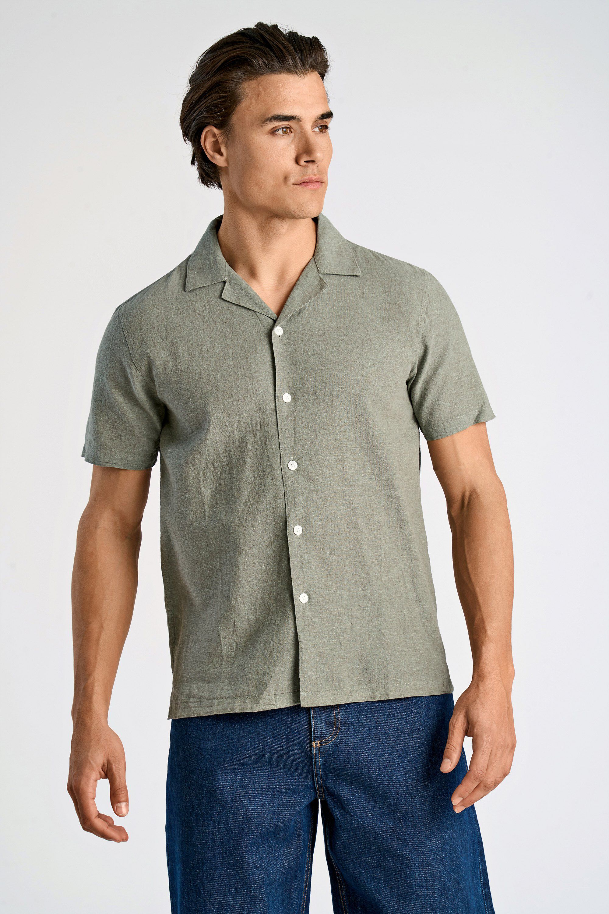 Casual linen blend resort S/S