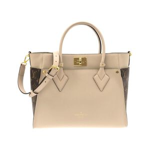 Louis Vuitton On My Side