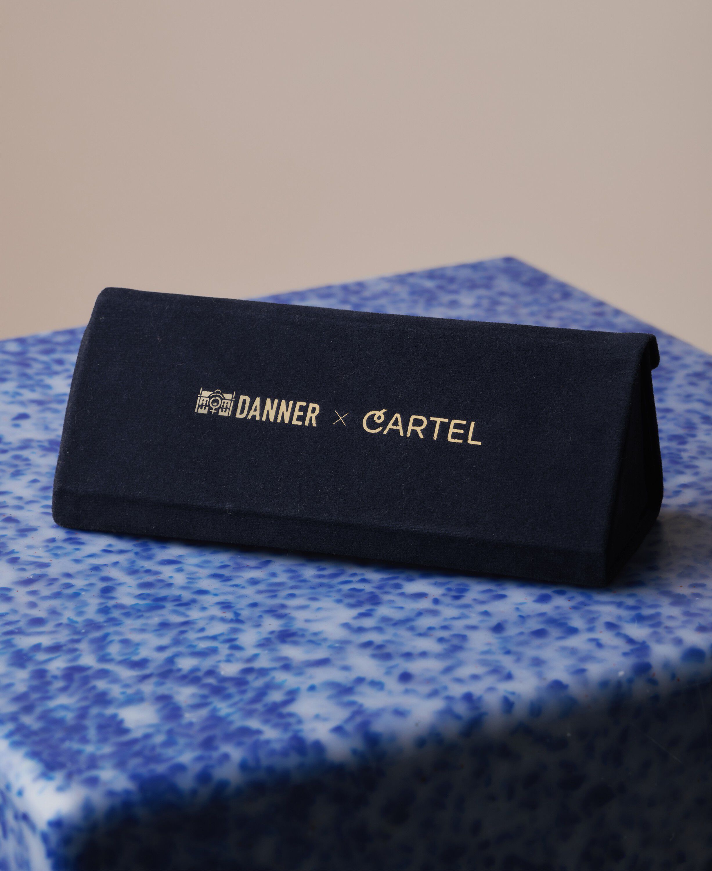 Danner x Cartel Square Sunnies - Nero/Shell