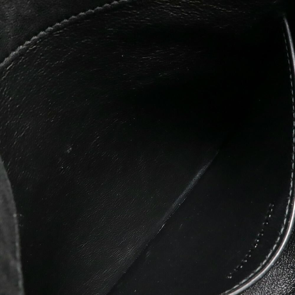 Yves Saint Laurent Shoulder Bag