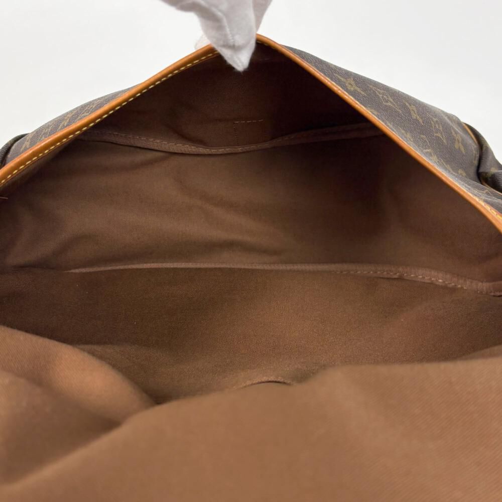Louis Vuitton Saumur