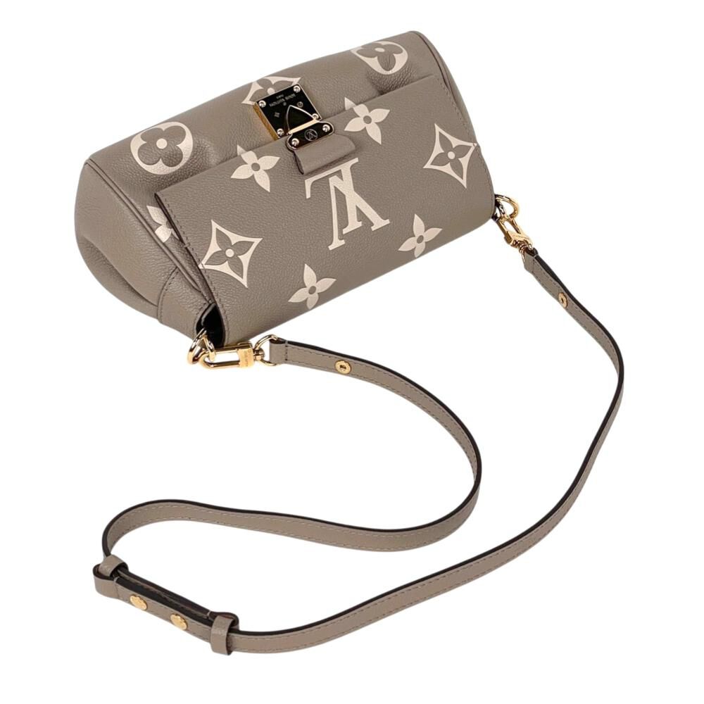 Louis Vuitton Favorite
