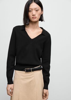 Fine-knit V-neck sweater