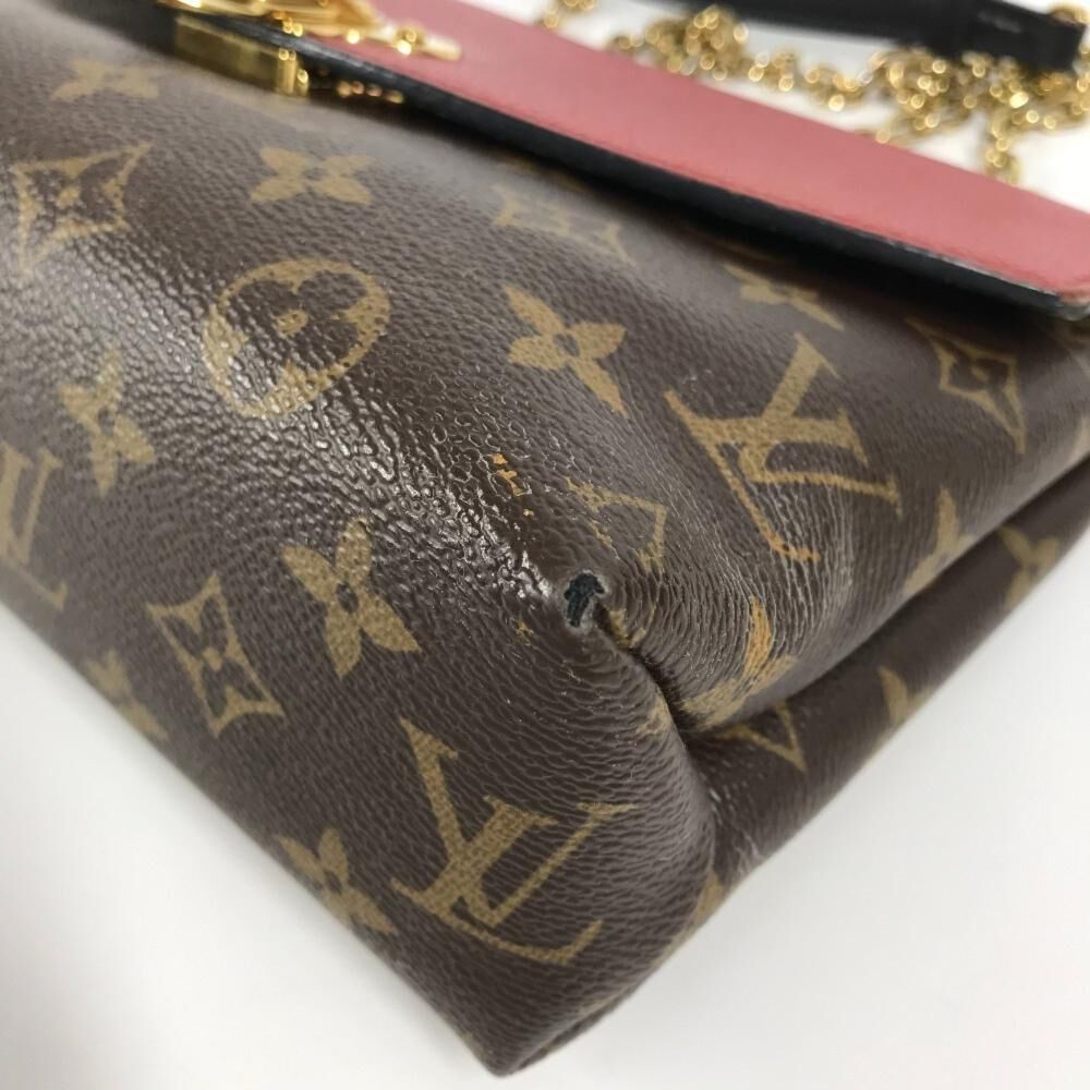 Louis Vuitton Shoulder Bags