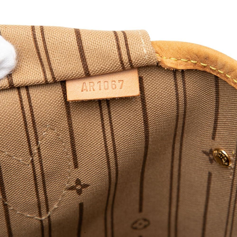 Louis Vuitton Neverfull