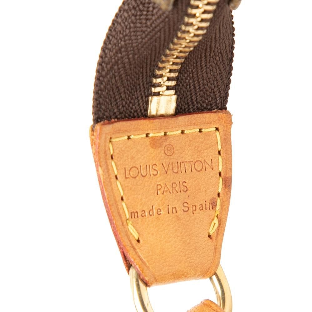 Louis Vuitton Pochette Accessoires