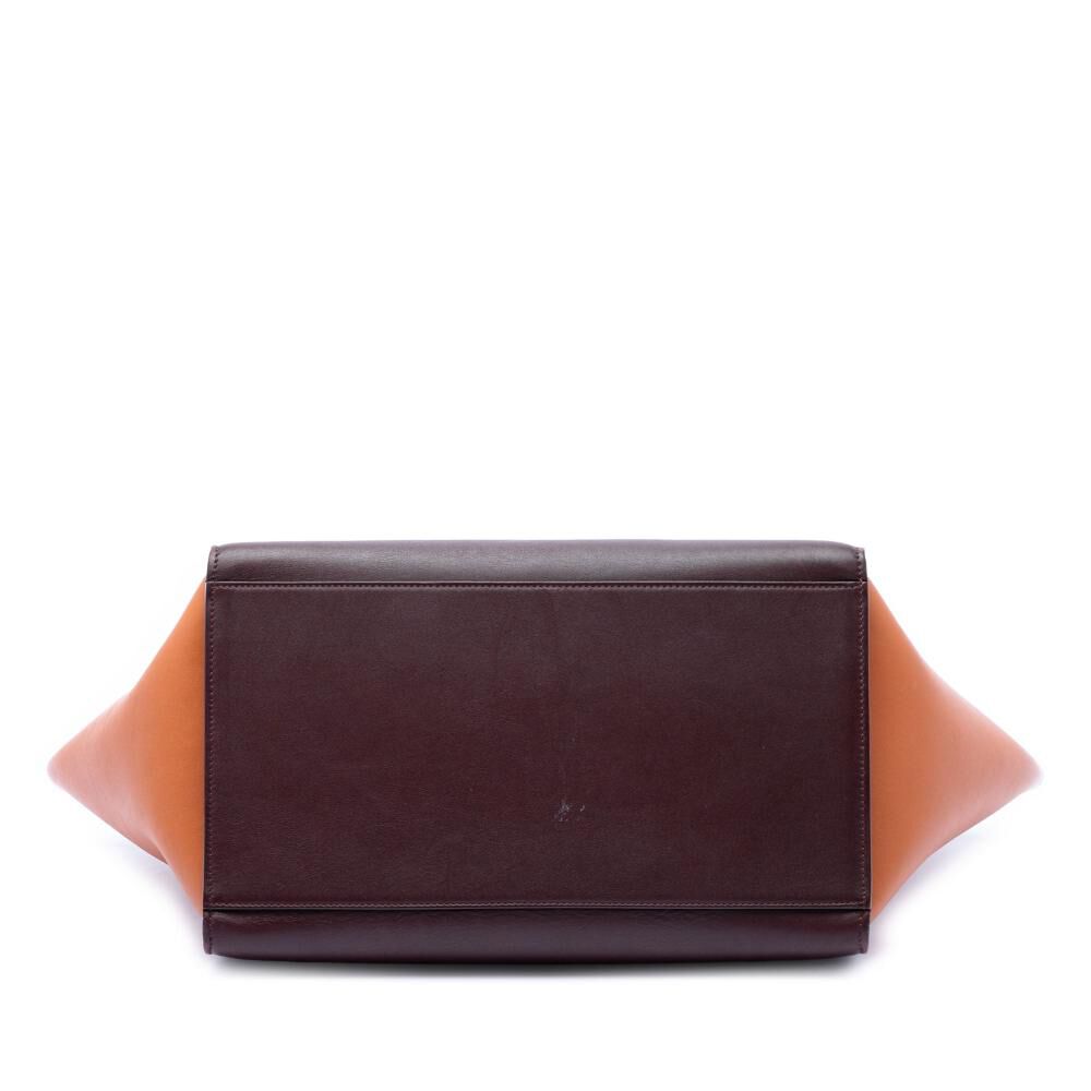 C&eacute;line Trapeze