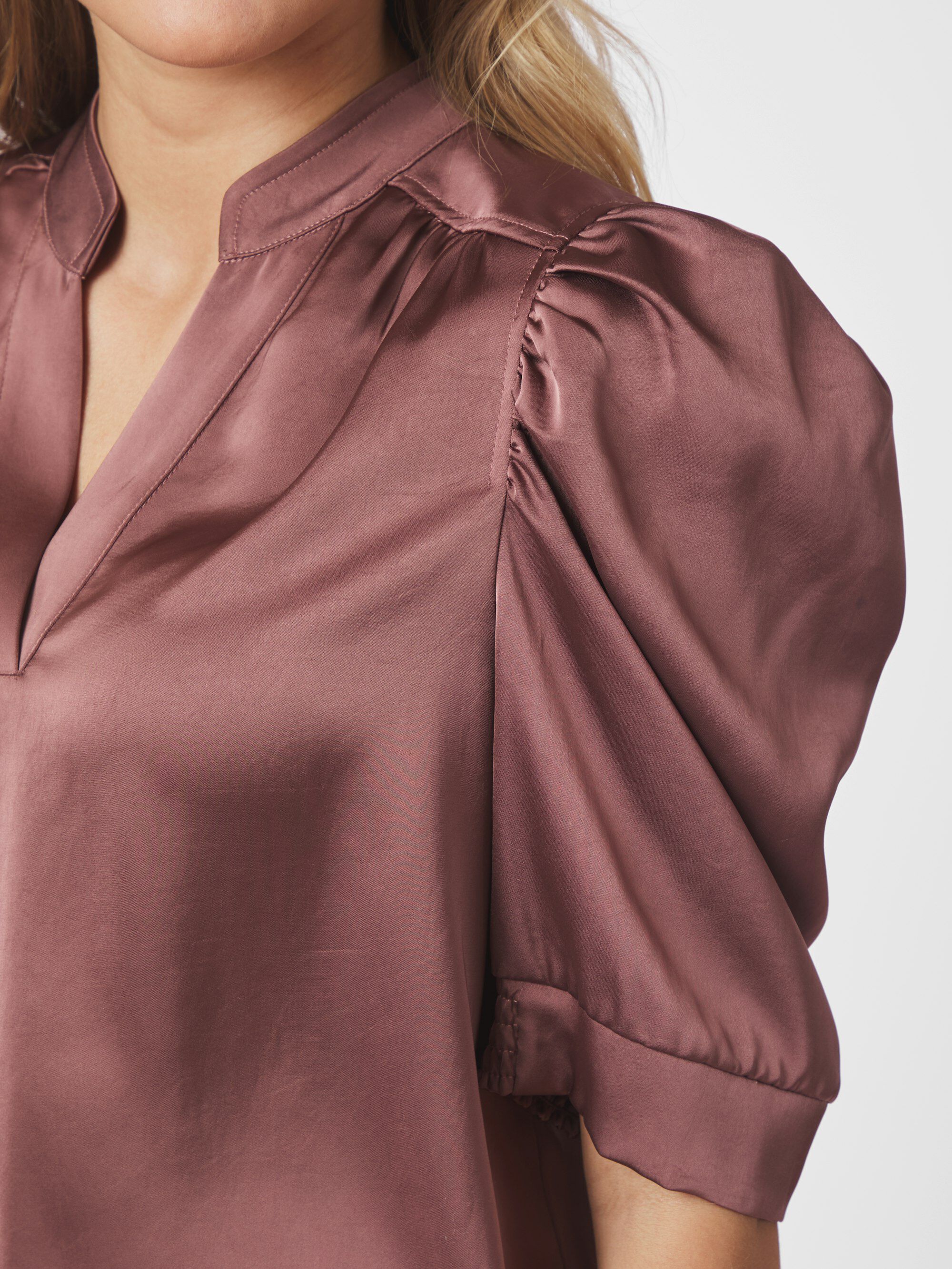 Roella Heavy Sateen Blouse