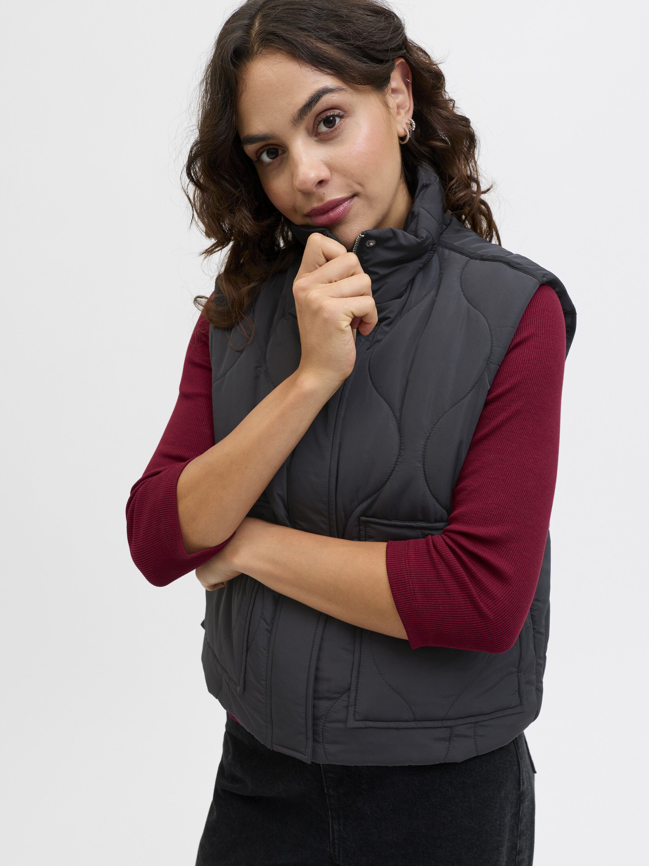 JXSERENA QUILTED VEST OTW LN