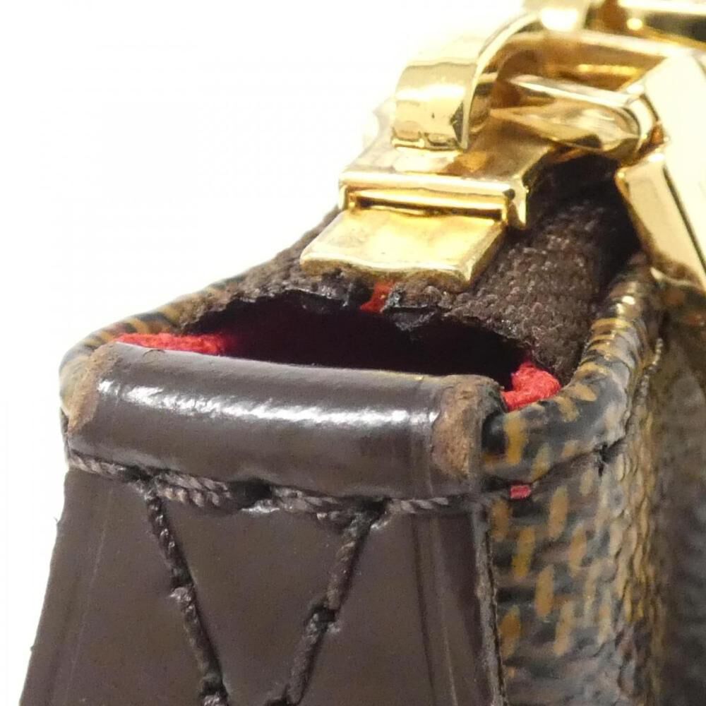 Louis Vuitton Westminster