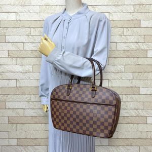 Louis Vuitton Sarria Horizontal