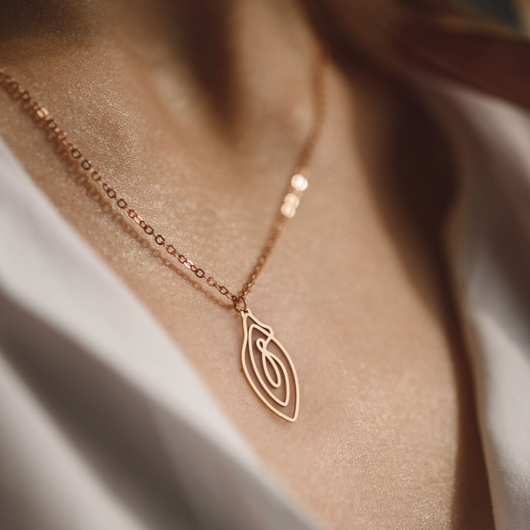 Vulvii Necklace