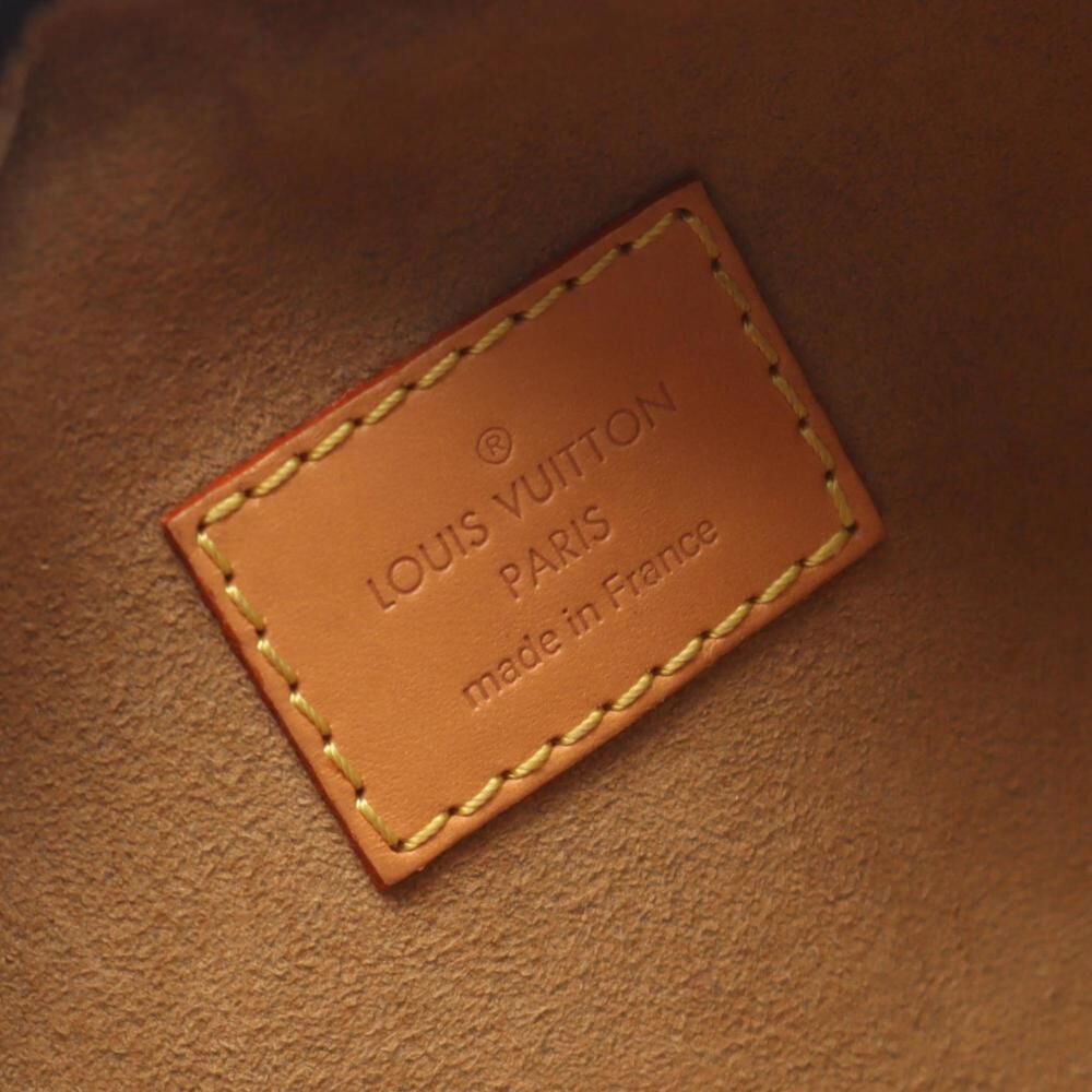 Louis Vuitton Shoulder Bags