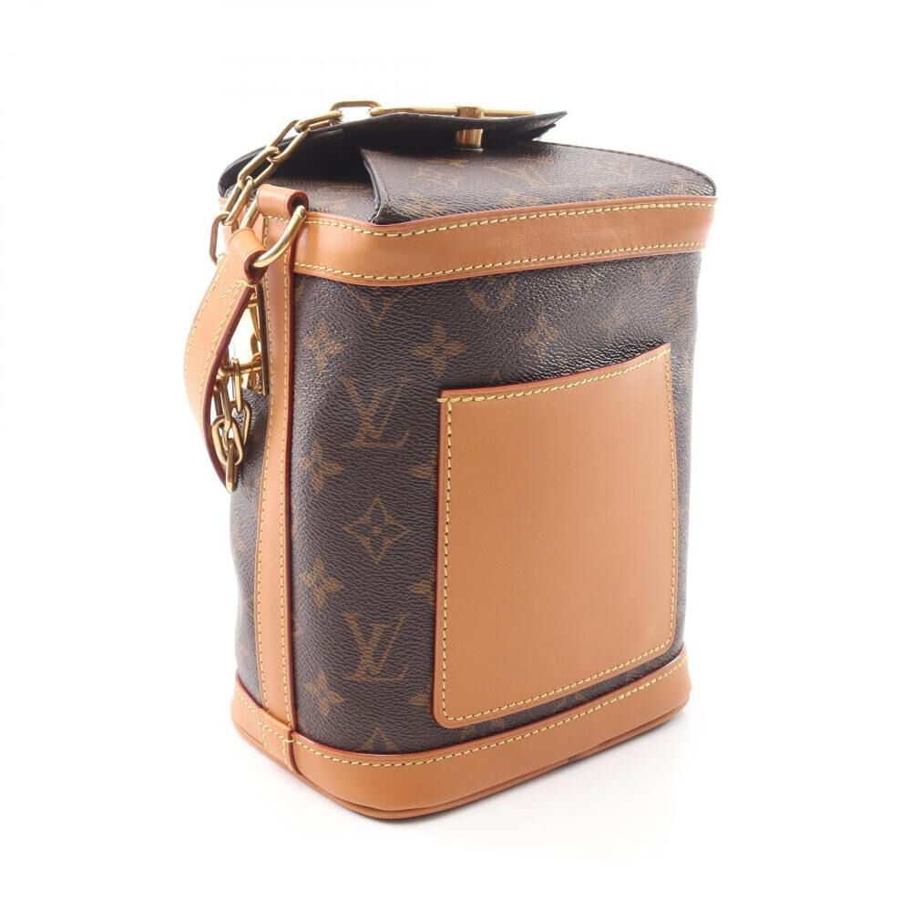 Louis Vuitton Shoulder Bags