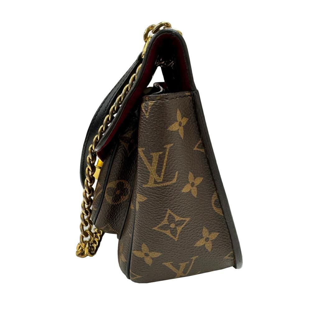 Louis Vuitton Shoulder Bags