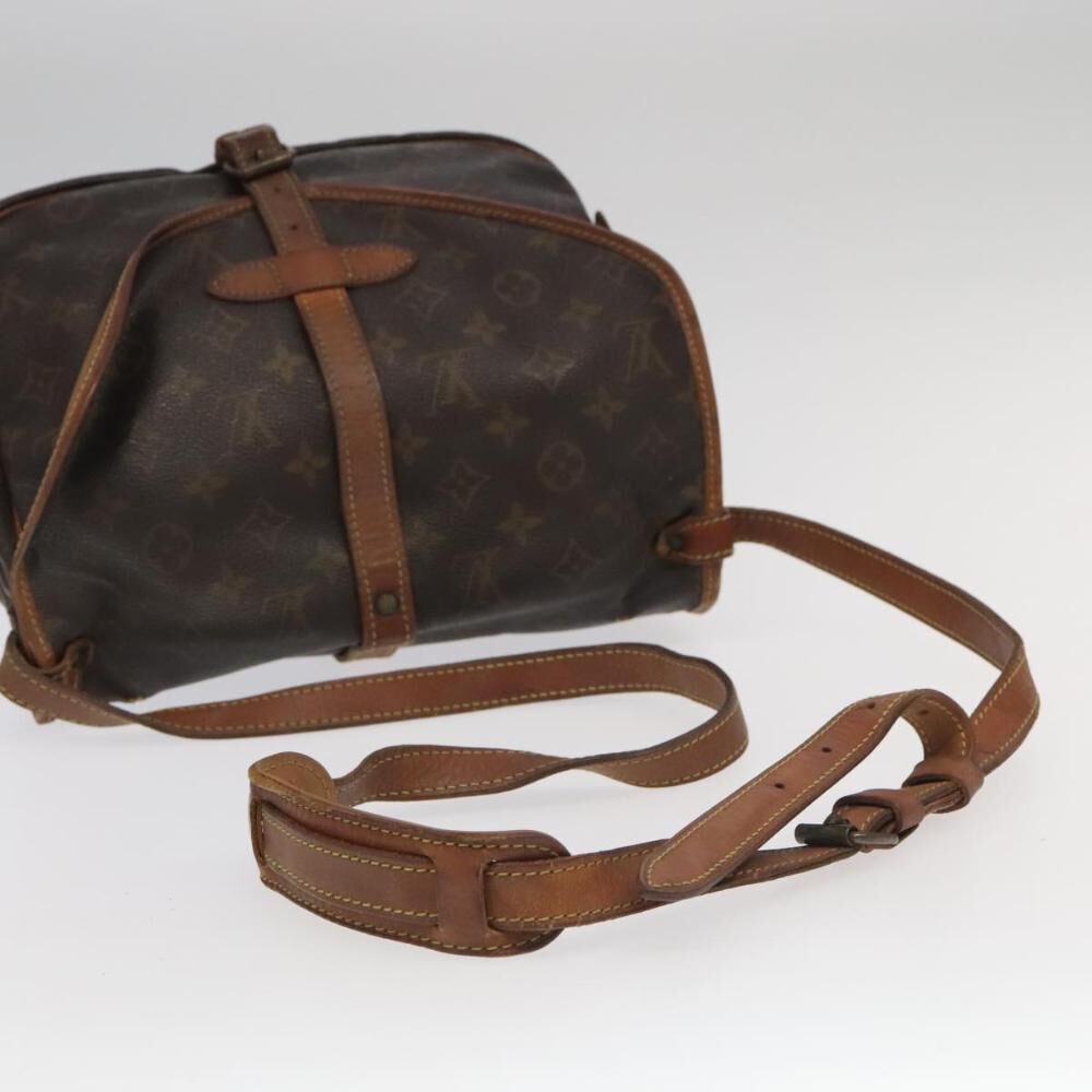 Louis Vuitton Saumur