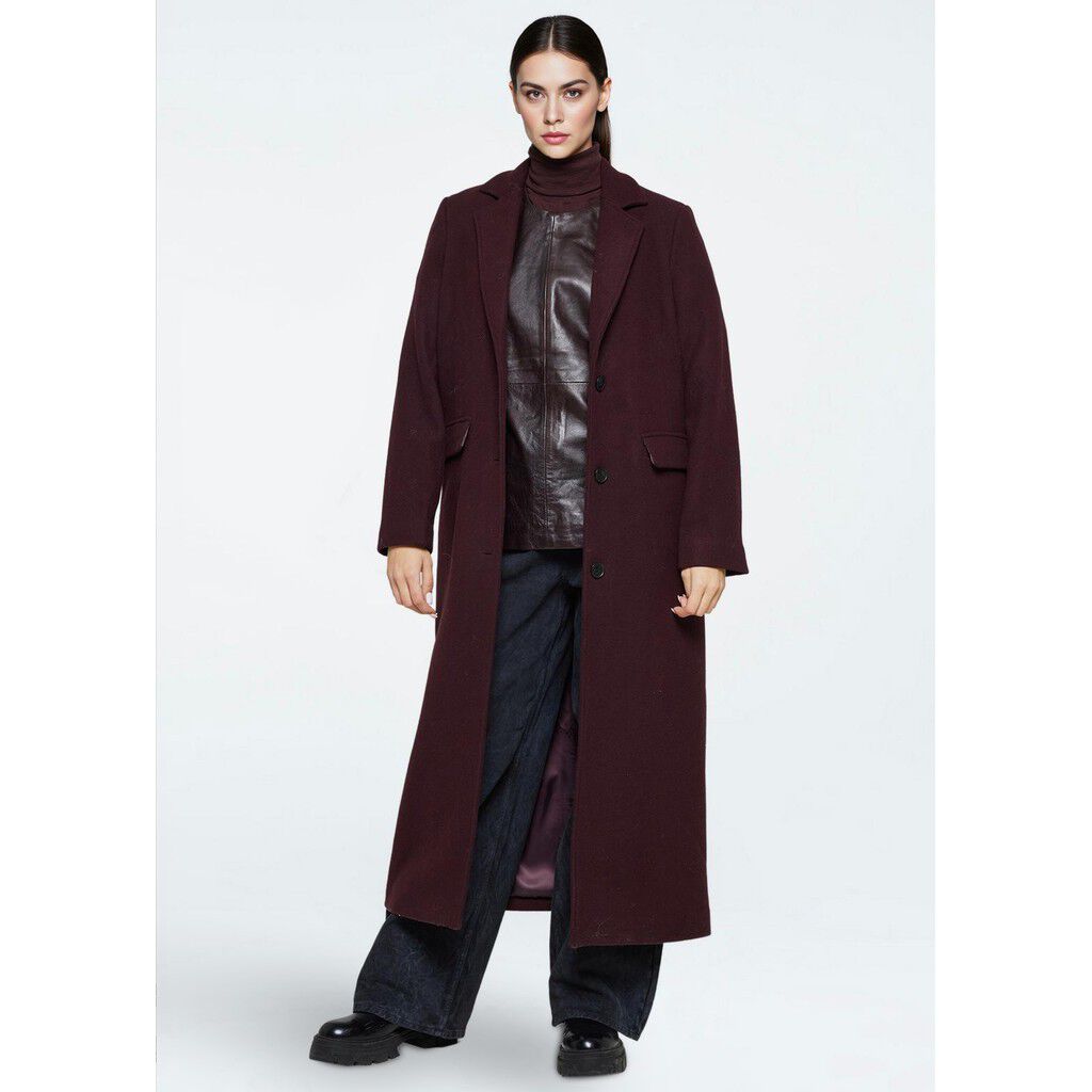 Eloises coat 3703