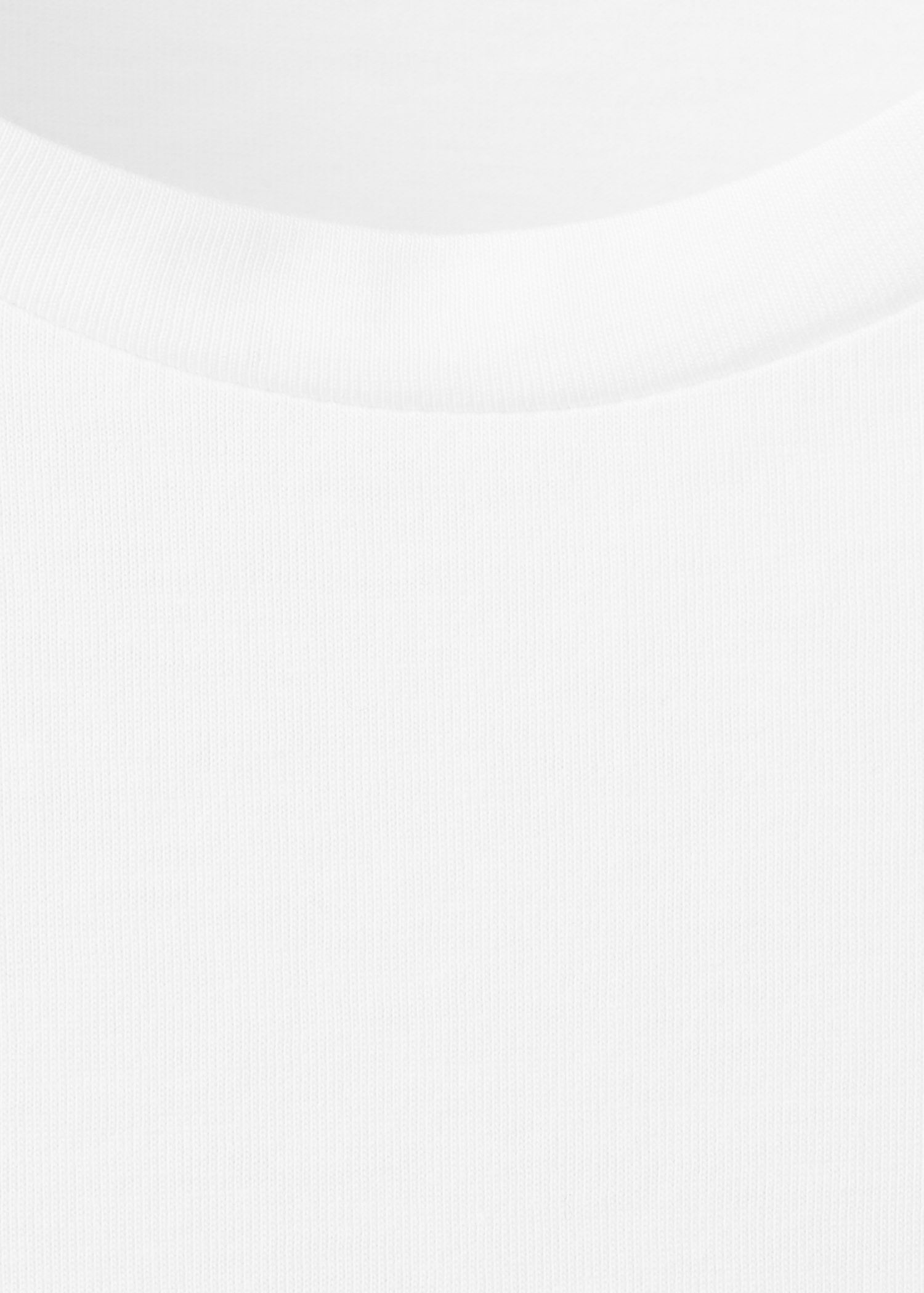 Short-sleeved cotton t-shirt