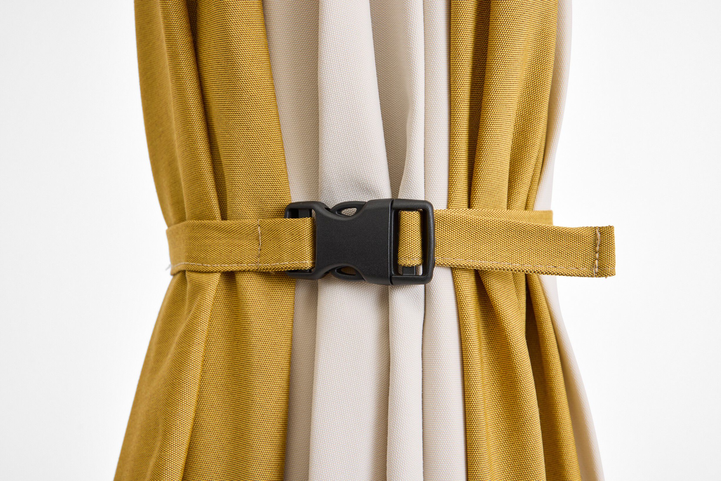 Terrazza Parasol-Hexagon-Off-white and ochre