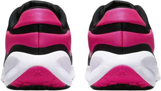 Revolution 7 sneakers