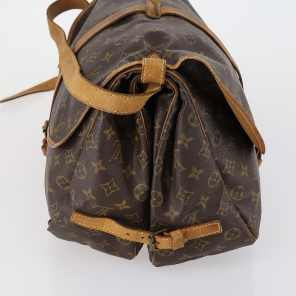 Louis Vuitton Saumur
