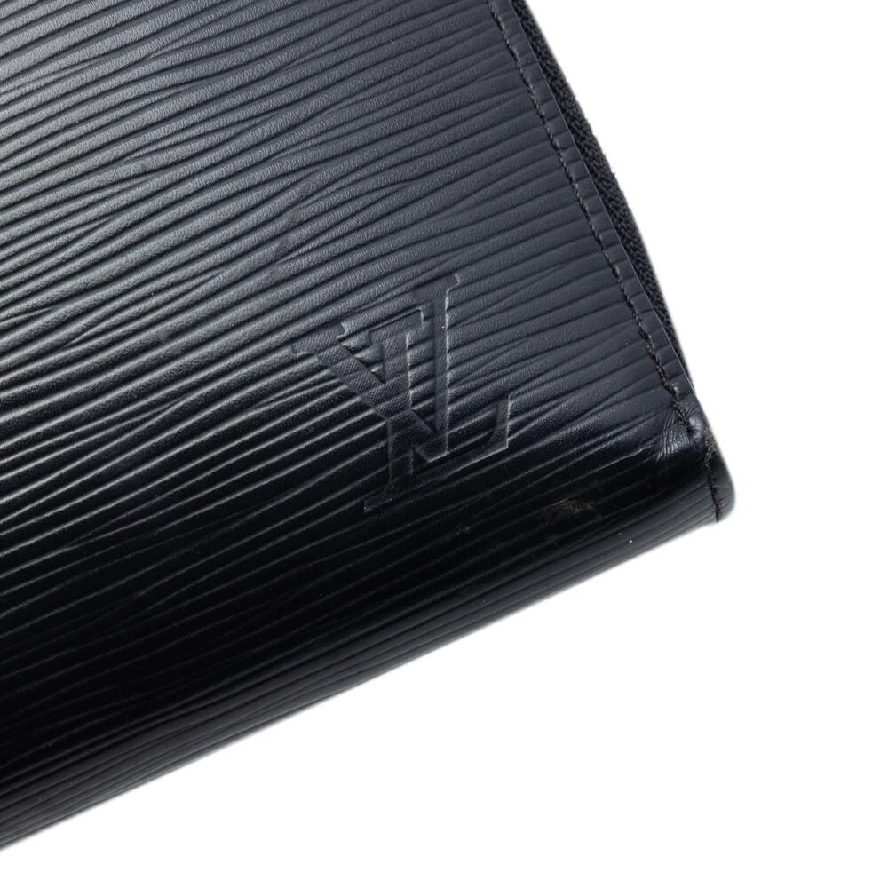 Louis Vuitton Clutch