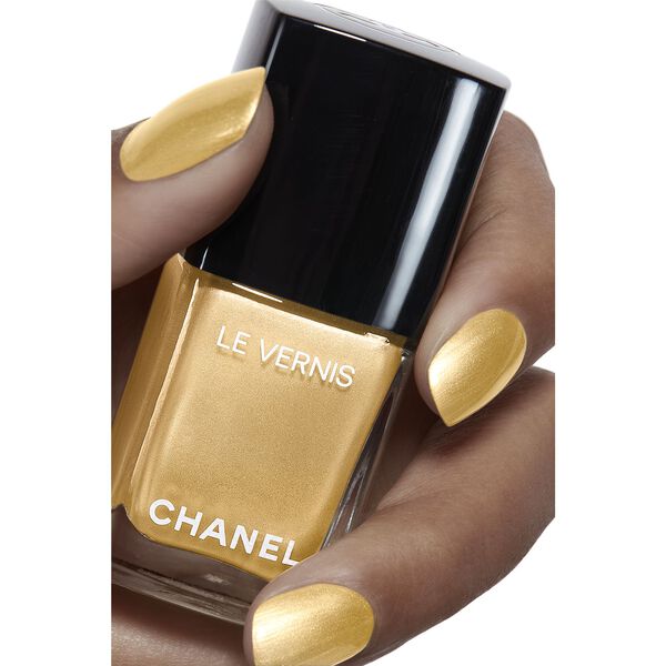 Nail Colour