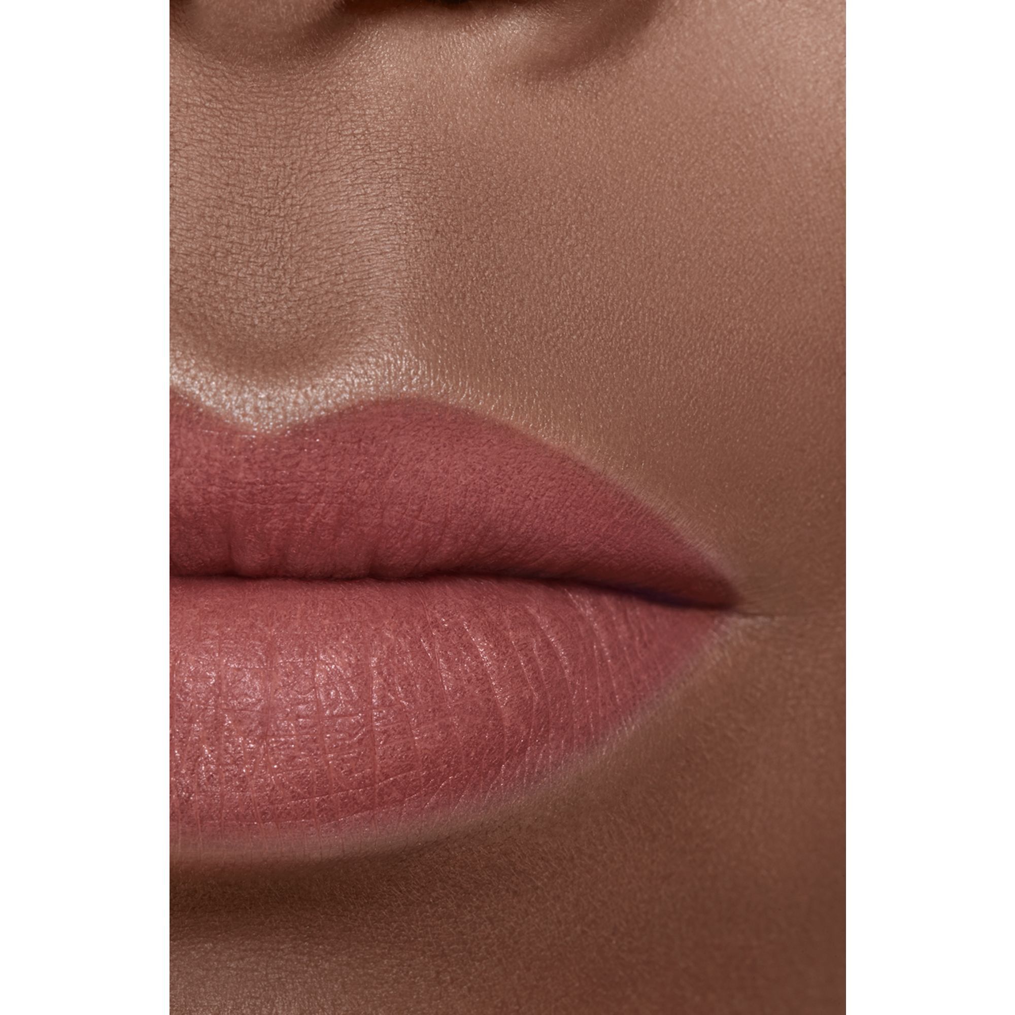 Luminous Matte Lip Colour