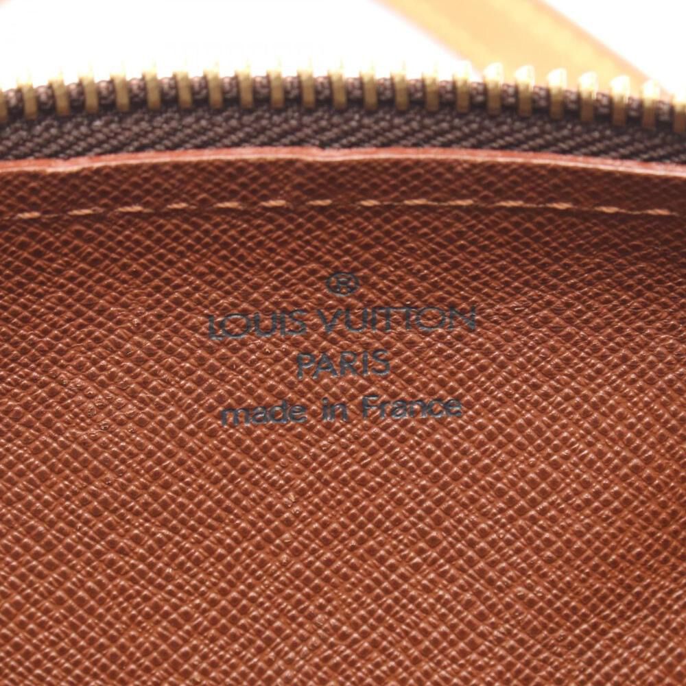 Louis Vuitton Papillon