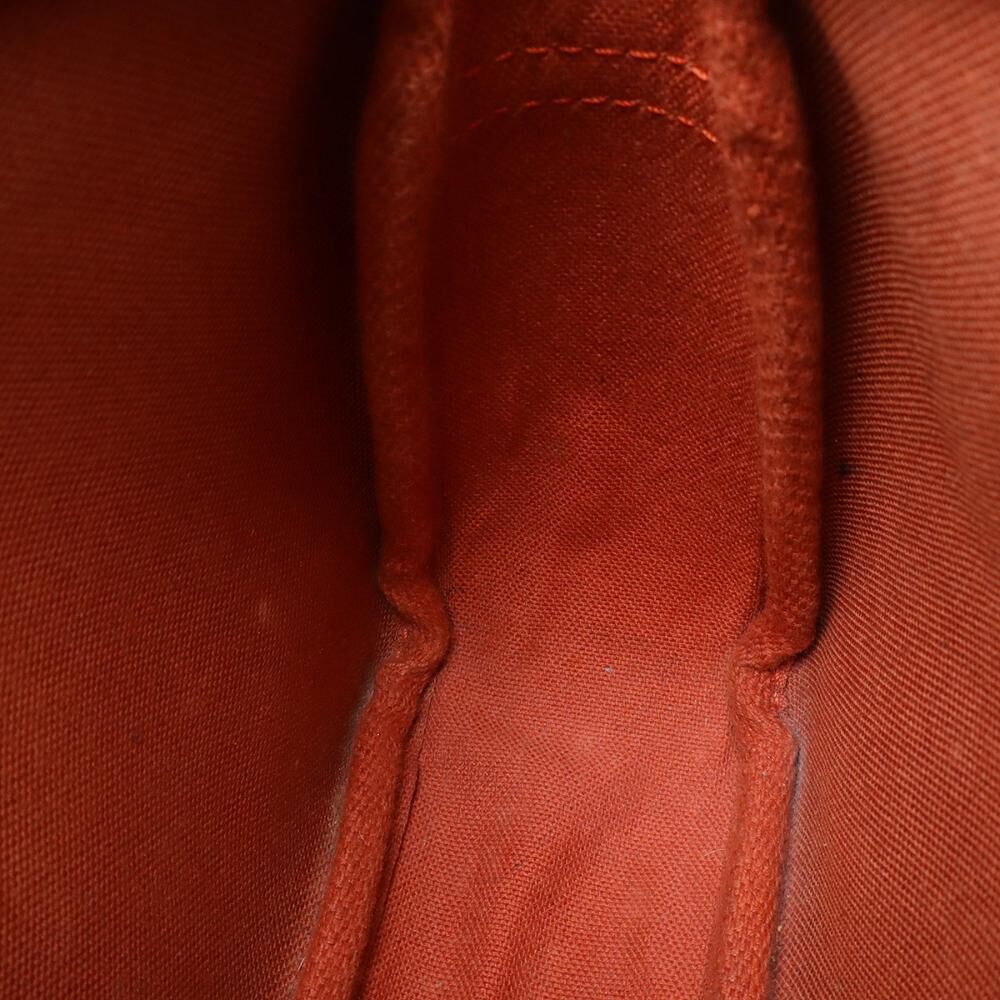 Louis Vuitton Trousse Makeup