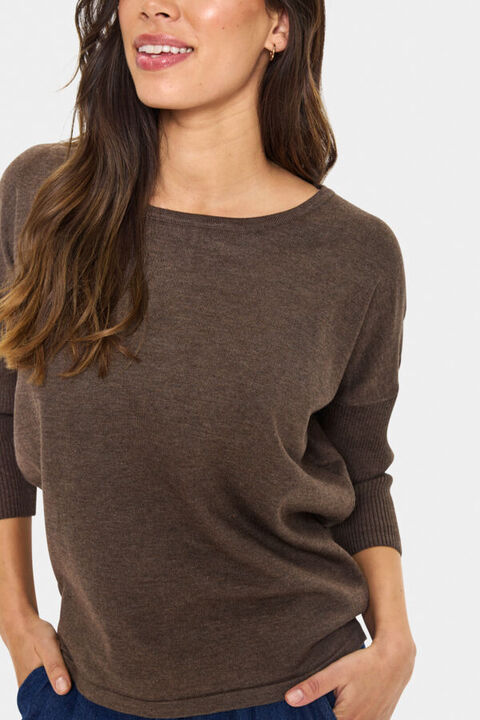 A2561, MilaSZ R-Neck Pullover