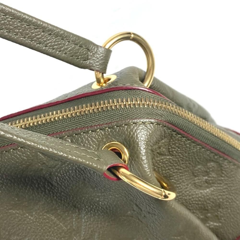 Louis Vuitton Shoulder Bags