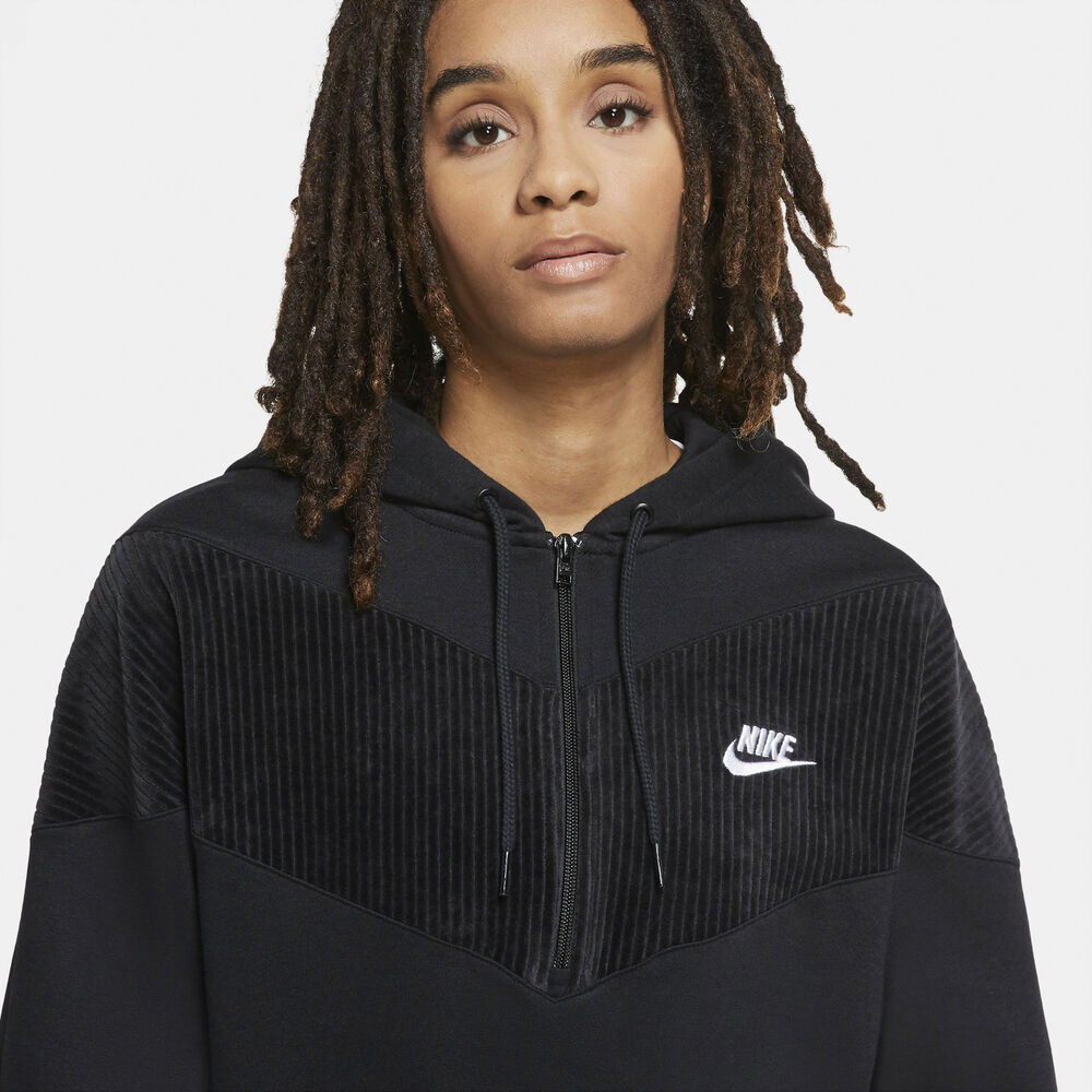 Sportswear Heritage H&aelig;ttetr&oslash;je