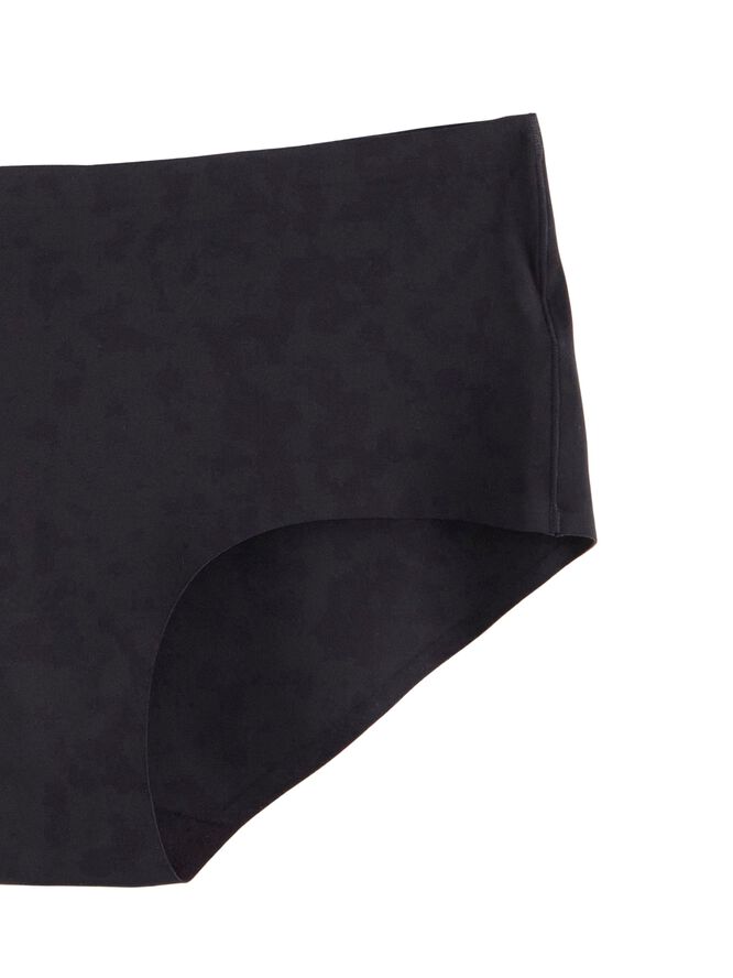 Usynlige trusser med normal talje