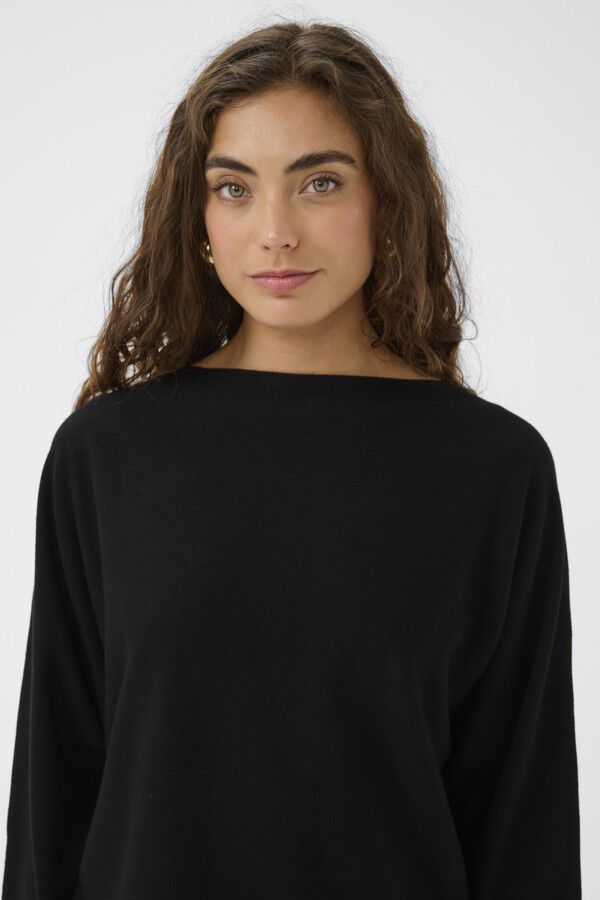 CUannemarie Batwing Jumper