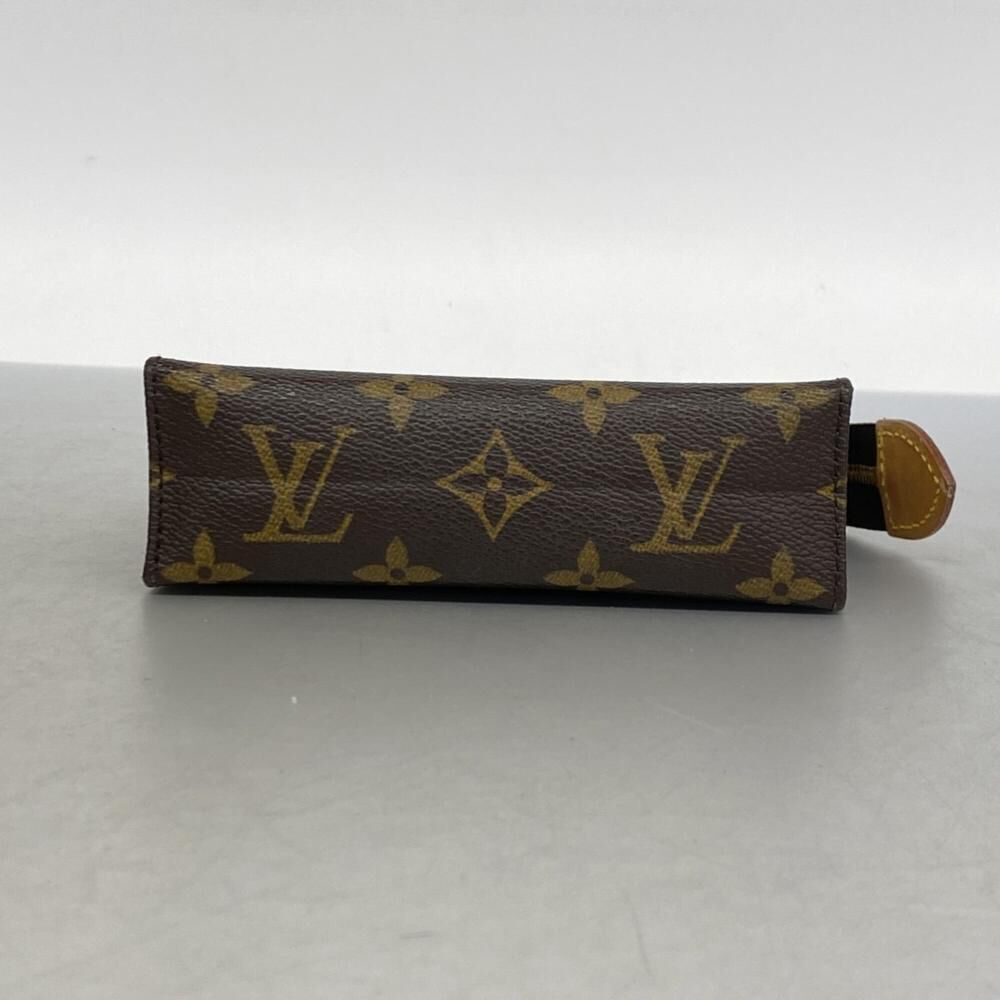 Louis Vuitton Poche Toilette