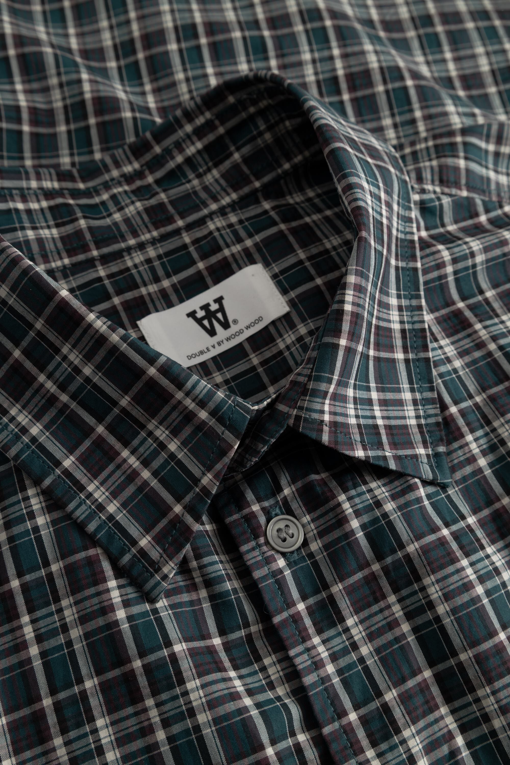 WWAdrian ch shirt 25444