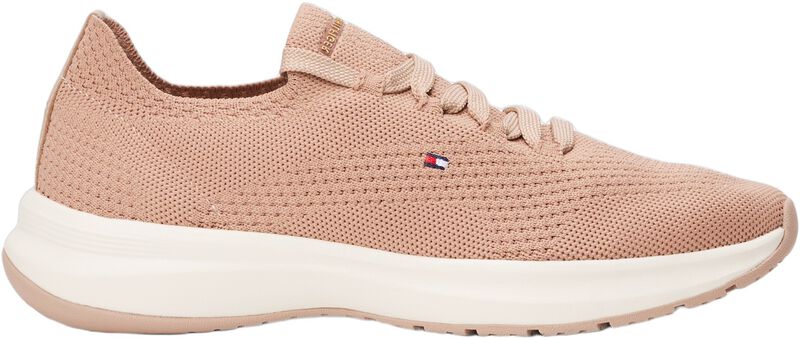 Th Knit Runner