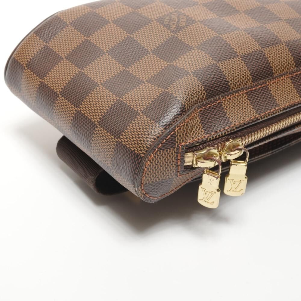 Louis Vuitton Shoulder Bags