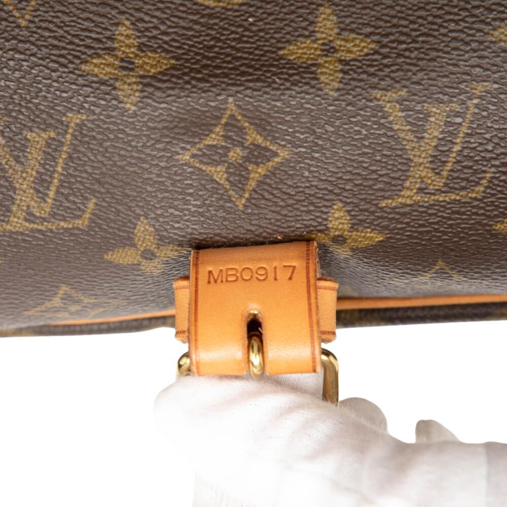 Louis Vuitton Saumur