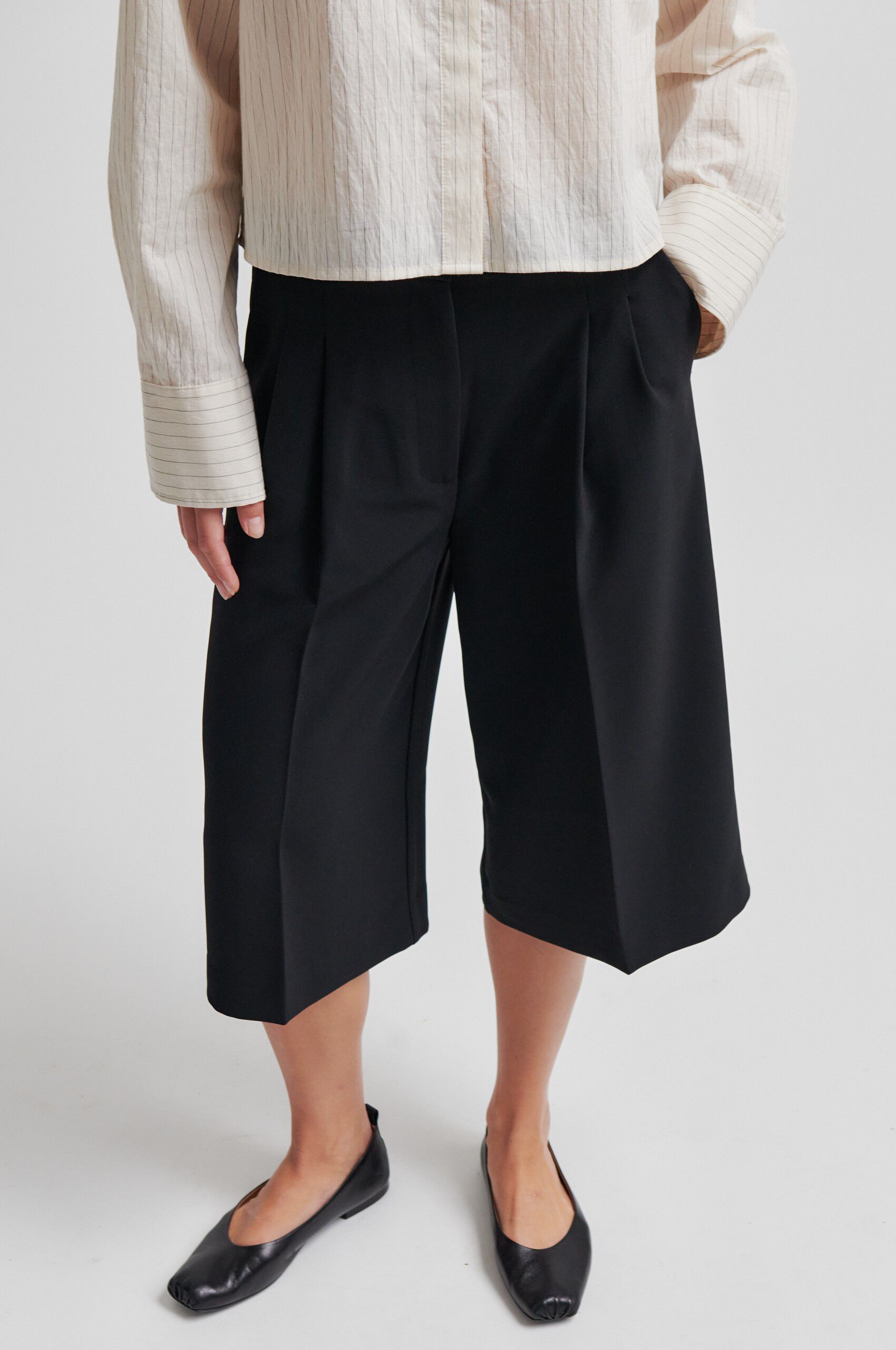 Flore Bermuda Shorts